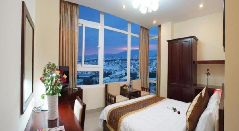 Gia Linh Hotel Da Nang Buitenkant foto