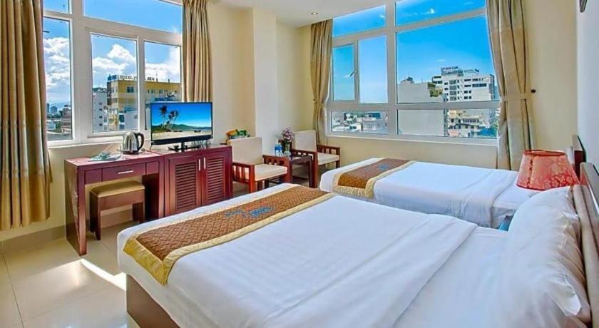 Gia Linh Hotel Da Nang Buitenkant foto