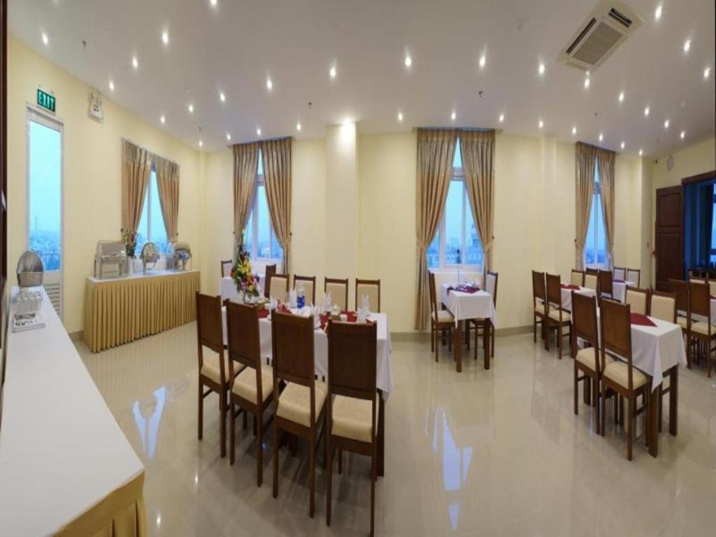 Gia Linh Hotel Da Nang Buitenkant foto