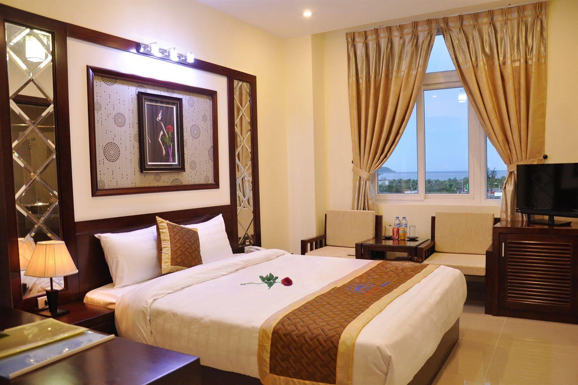 Gia Linh Hotel Da Nang Buitenkant foto