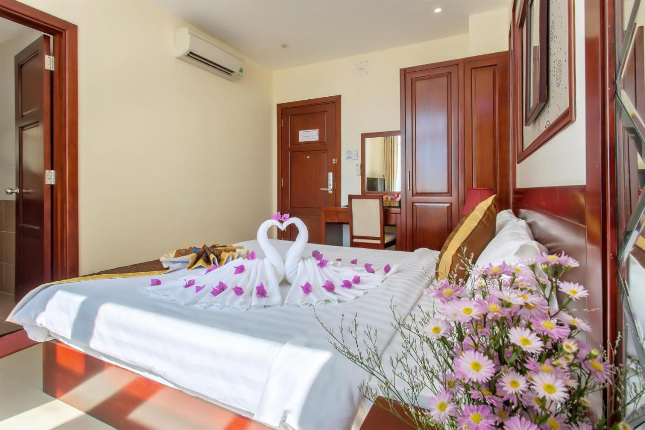 Gia Linh Hotel Da Nang Buitenkant foto