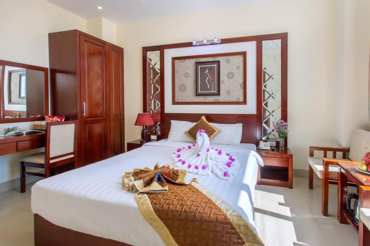 Gia Linh Hotel Da Nang Buitenkant foto