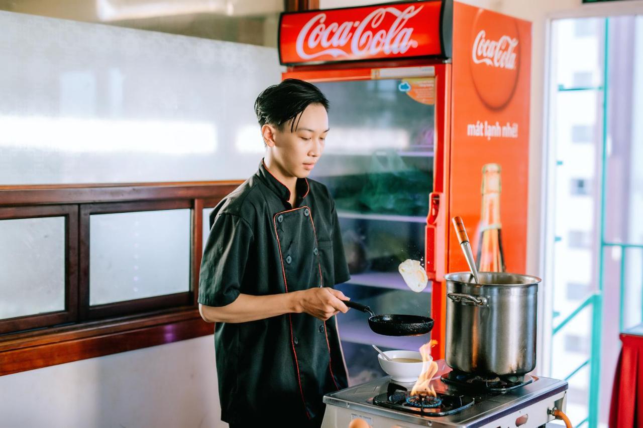 Gia Linh Hotel Da Nang Buitenkant foto