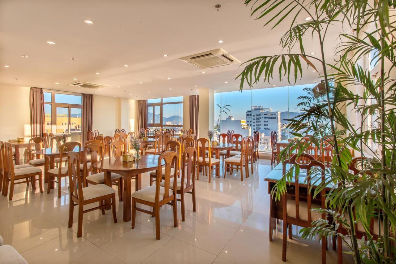 Gia Linh Hotel Da Nang Buitenkant foto